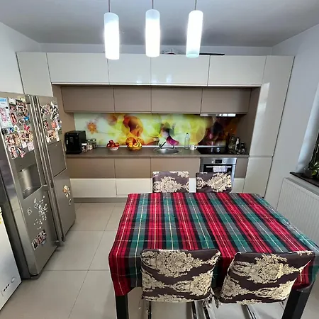 Skyline Villa *